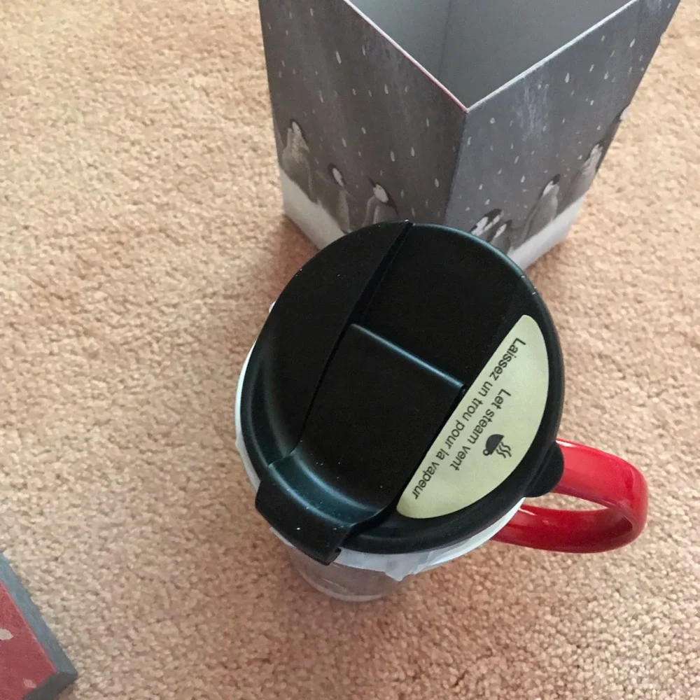 Beautiful coffee/tea mug in a gifted box .